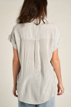 Load image into Gallery viewer, Short Sleeve Striped Button Down Top: WHITE BLACK / M
