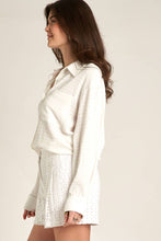 Load image into Gallery viewer, Long Sleeve Texture Button Down Shirt: M / WHITE
