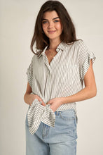 Load image into Gallery viewer, Short Sleeve Striped Button Down Top: WHITE BLACK / M
